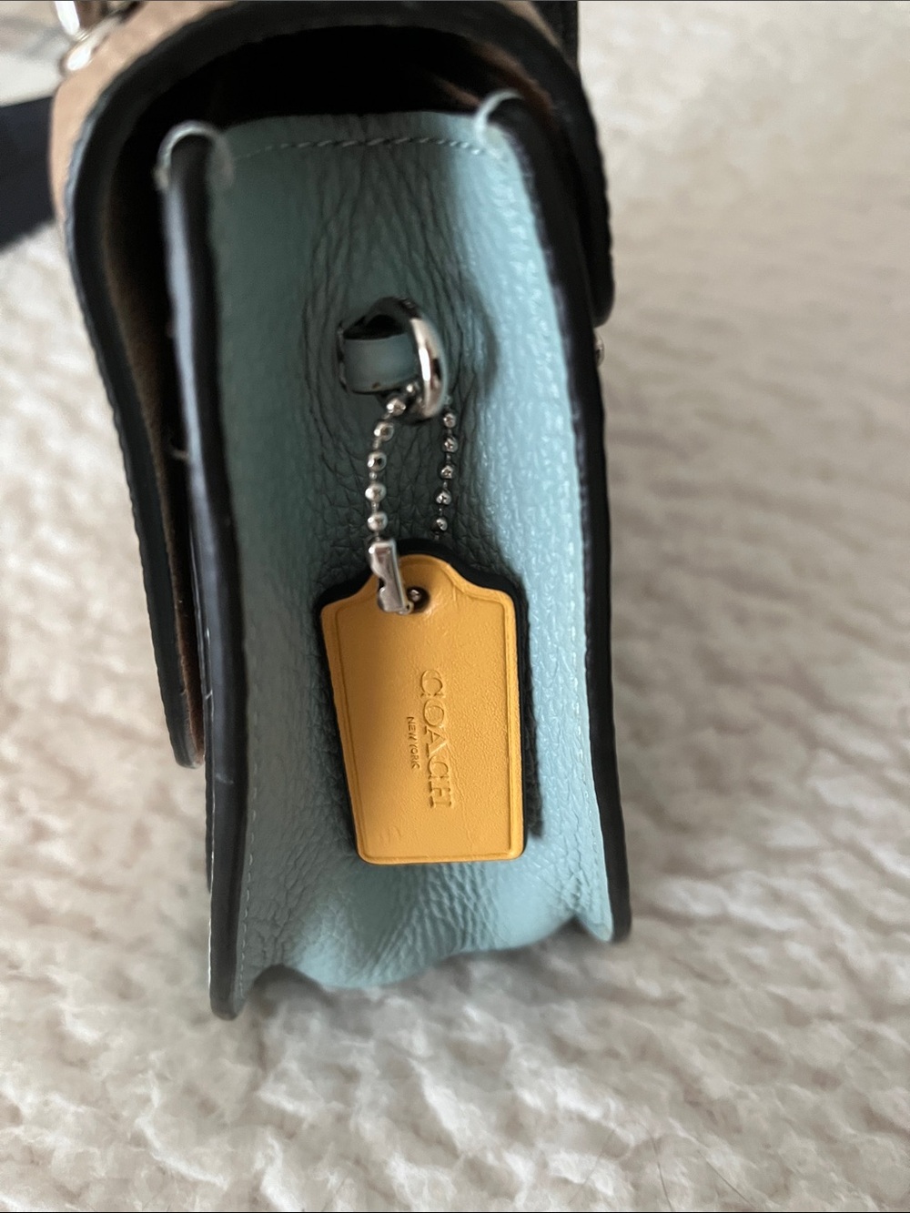 Coach Shoulder Bag ! 💼 - Picture 8 of 12